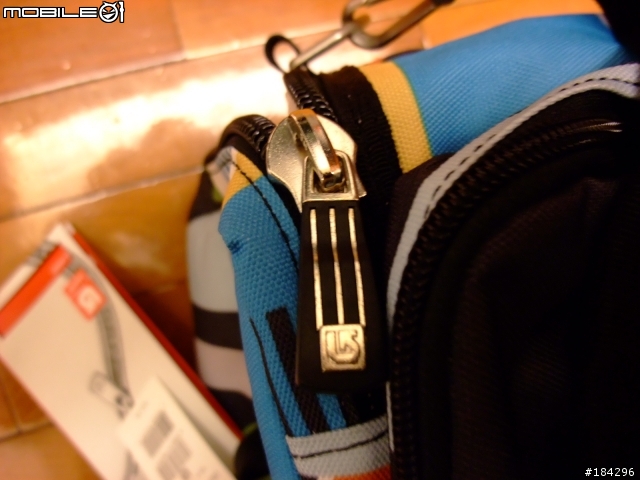 [開箱] BURTON Lil Buddy 包包