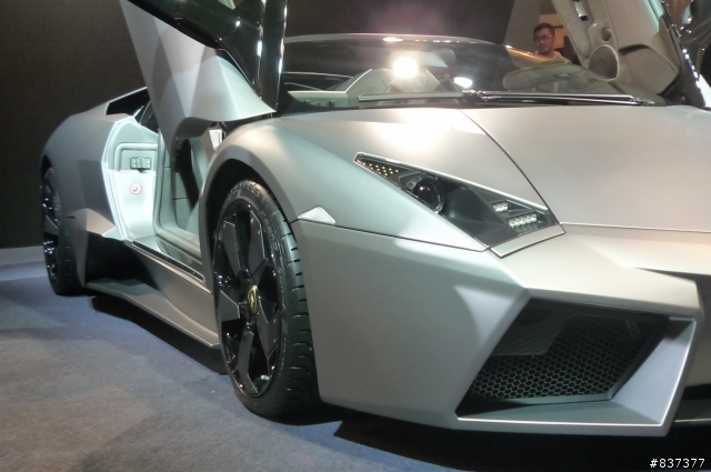 Lamborghini Reventón Roadster發表會 開箱?  (更新完)