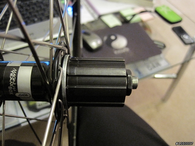 求救   MICHE 花鼓棘輪座  rigida 輪圈 一問