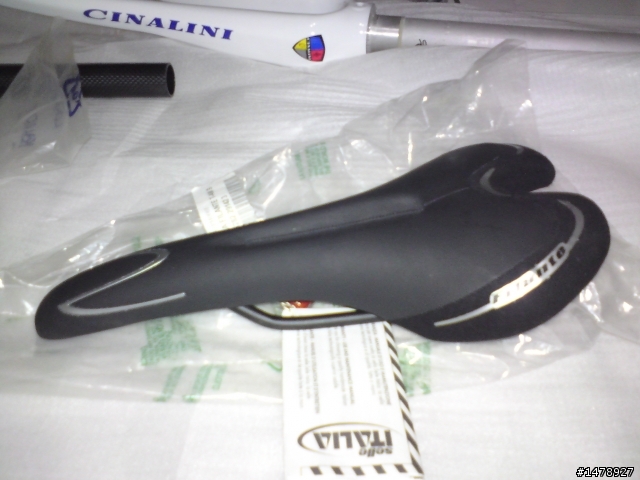 沒有箱子的開箱文! Cinalini 鋁車袈 + Ultegra , 105 + 跑7