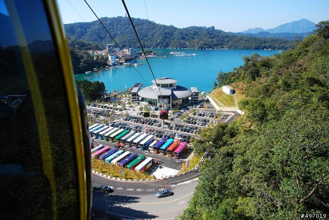 乘著夢想出發*日月潭纜車