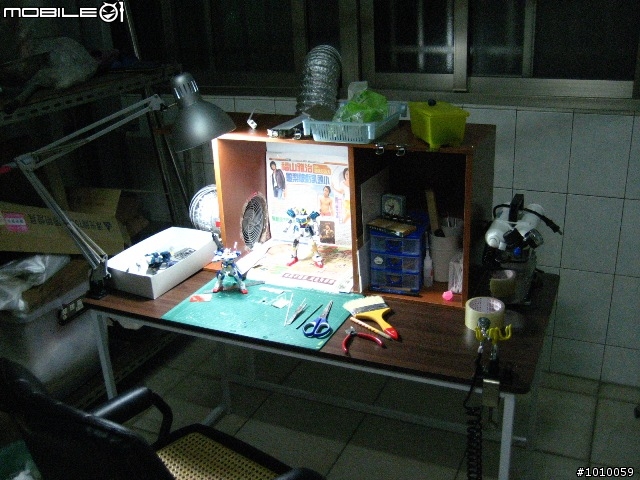 [分享] 新模型工作桌