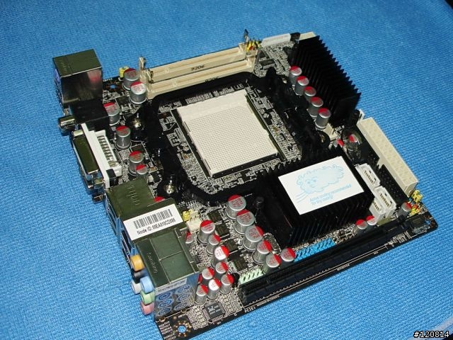 [分享]小主機也能有好效能 ~ 附加聯力PC-Q07開箱