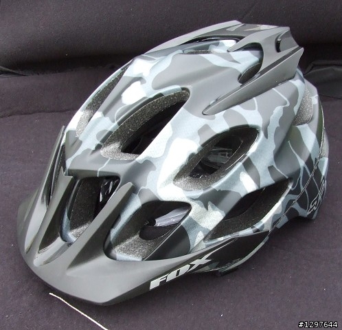 狐狸系列首部曲--3隻小狐狸.....安全帽Fox Flux helmet