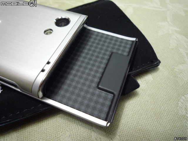 辛酸的開箱文 ... Sony Ericsson T715
