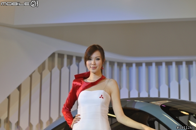 2009台北車展妹  蓋大樓 大家來分享