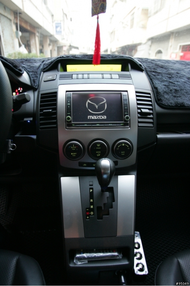 圖片更新!MAZDA5 之不專業開箱