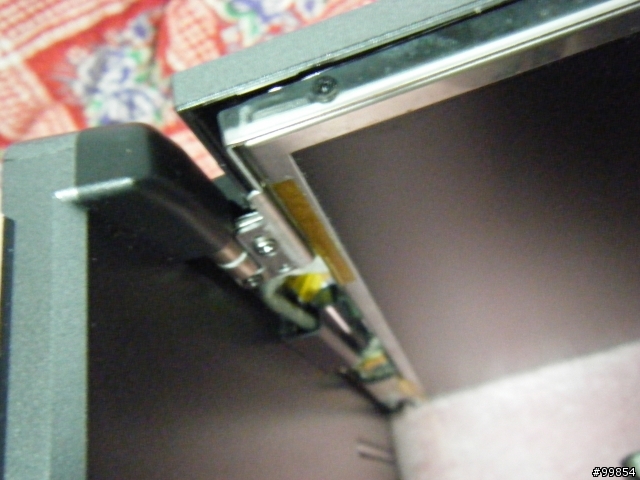 A3G 恢復 當年風采 (後續)       ASUS A3G 上蓋毀滅~