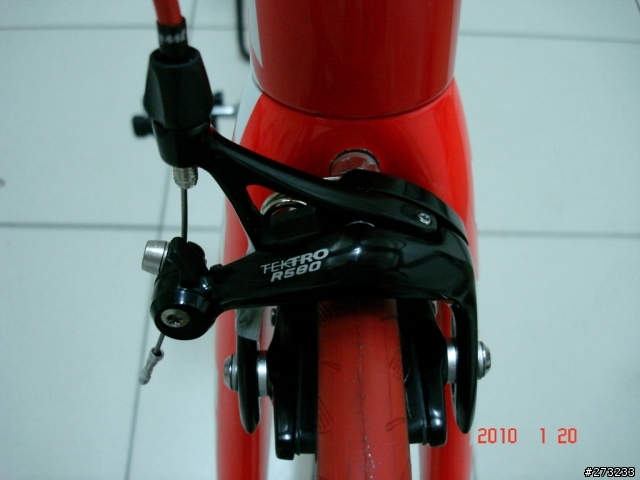 [開箱] FUJI SST3.0 - 我的第一台公路車