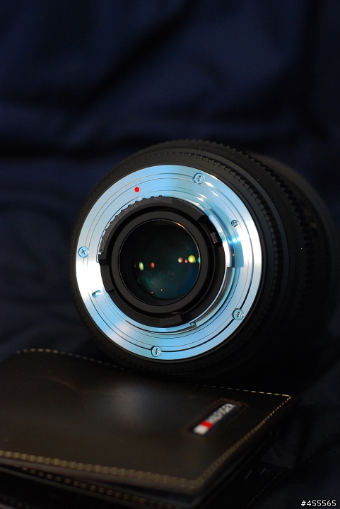 [不知該高興還是傷心的開箱] SIGMA 24-70mm f/2.8 IF EX DG HSM (補圖)