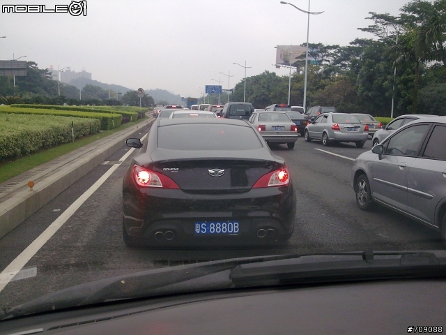 看似賓利確是.......