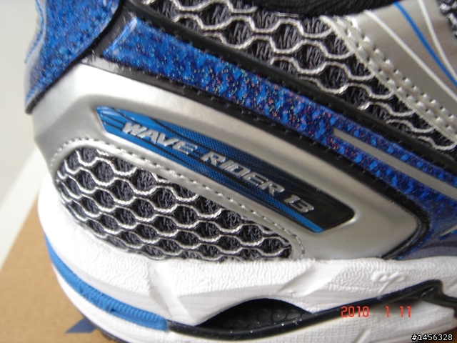 Mizuno Wave Rider 13