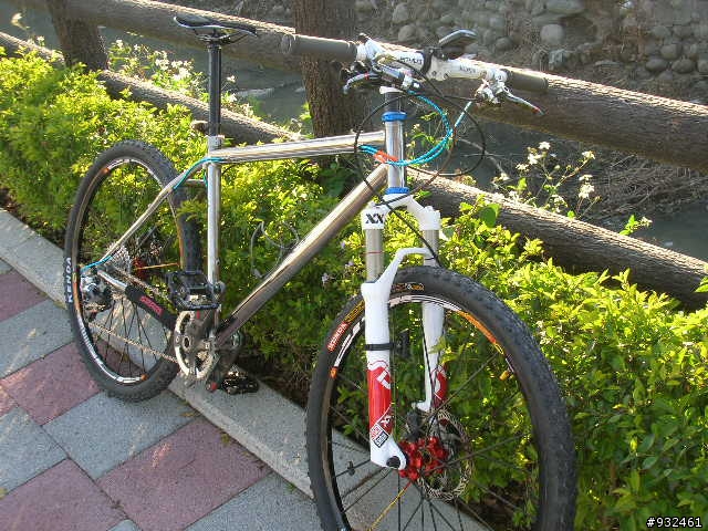 這台登山車可能太重了所以被打XX