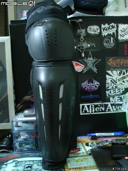 [護具開箱]一組能當兩組用的SCOTT長腿護膝Knee Guard 0-Zero & 護軸
