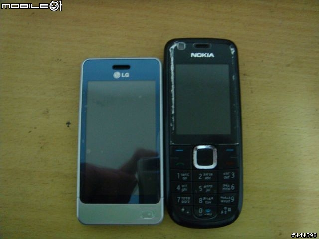 LG GD510最迷你的 3 吋觸控螢幕手機