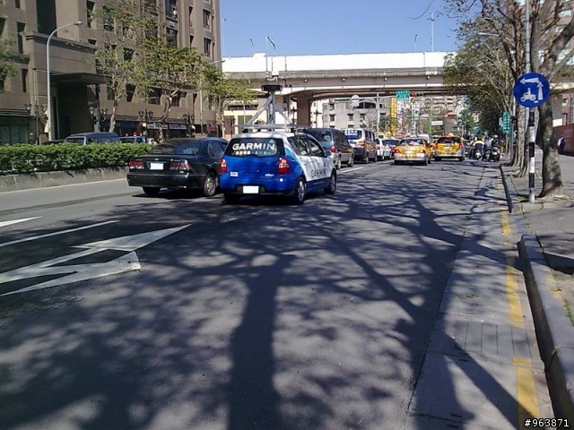 GARMIN實景拍攝車