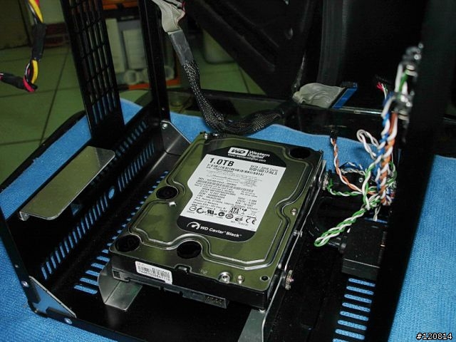 [分享]小主機也能有好效能 ~ 附加聯力PC-Q07開箱
