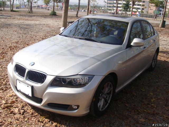 2010年式320I開箱文