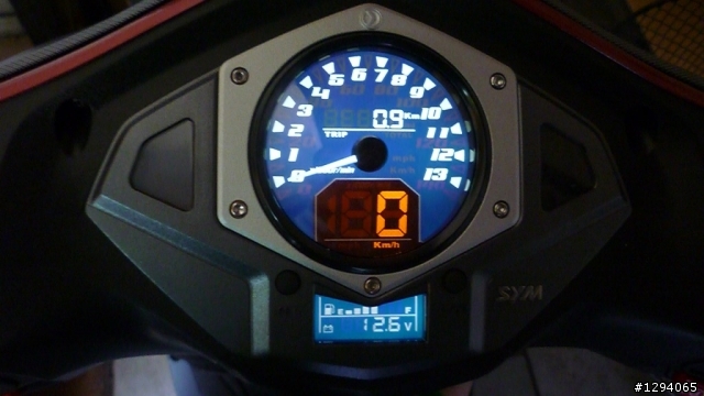 【新手開箱】紅吱吱New Fighter 150 EFI