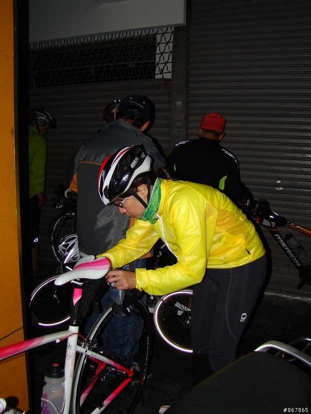 [照片]980107暗攻叫訓練騎_小緯亂拍篇