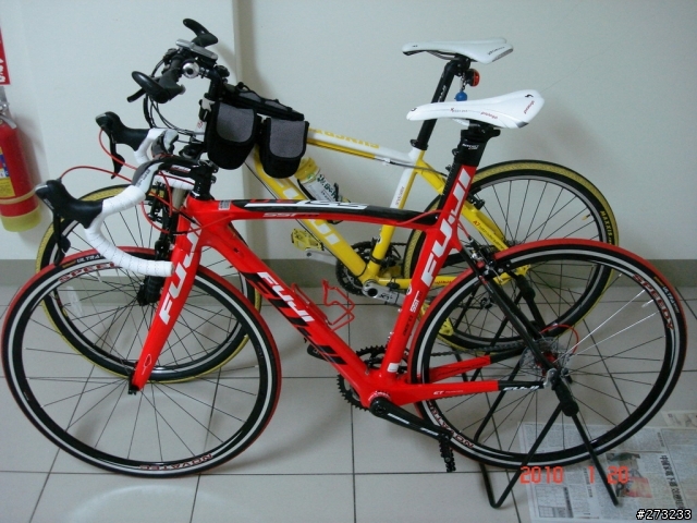 [開箱] FUJI SST3.0 - 我的第一台公路車