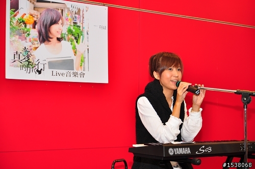 [分享]1月3日林綾LIVE音樂會in台中法雅客