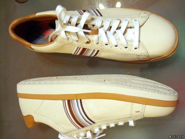 [分享] Paul Smith 米白休閒鞋