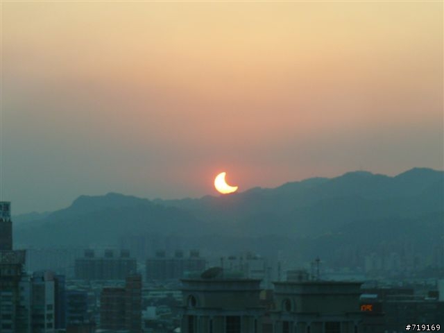 2010/01/15日偏蝕