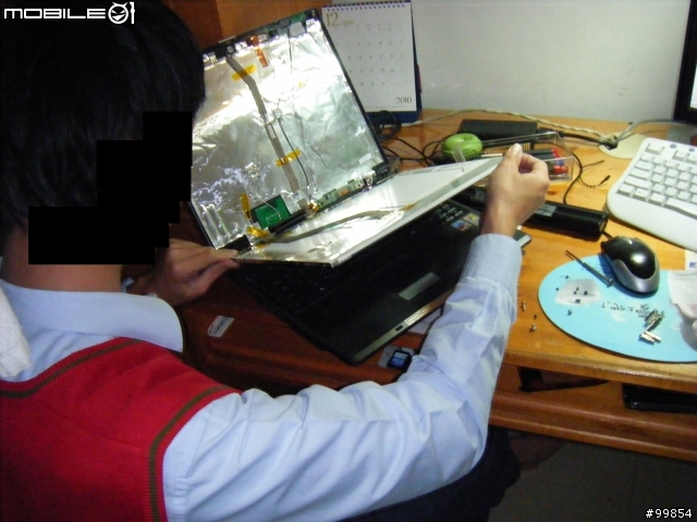 A3G 恢復 當年風采 (後續)       ASUS A3G 上蓋毀滅~