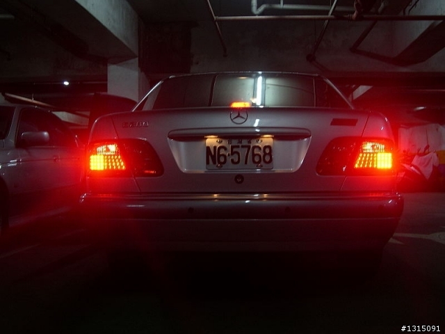 BENZ E280(w210)前後燈LED開箱文