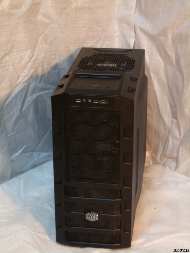[分享文] 霸氣再現 CoolerMaster HAF 922