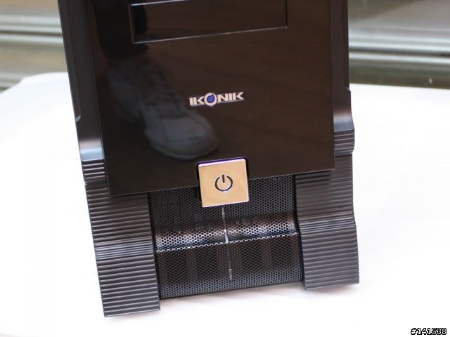 [好料]平價超值好殼－IKONIK Transform M5台灣限定版！