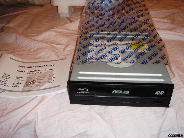 "ASUS BR-04B2T BD-ROM" OPEN