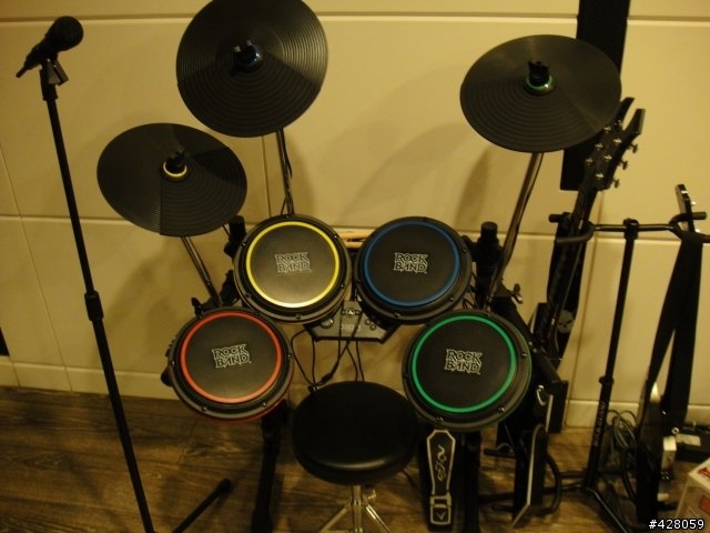 DJ Hero Renegade Edition&Rock Band