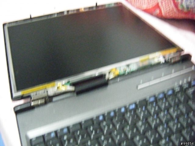 A3G 恢復 當年風采 (後續)       ASUS A3G 上蓋毀滅~