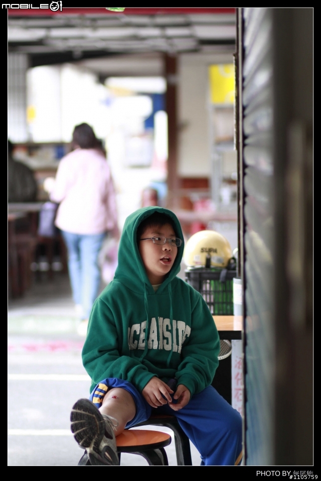 [開箱文]2010年第一顆小定砲Canon EF 85mm f1.8