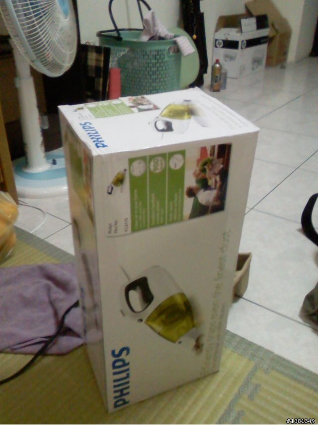 [開箱]PHILIPS  FC6130吸塵器 小空間清掃的好幫手