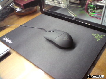 Razer Salmosa煞魔蛇-歐洲版(大)+巨甲蟲(中) 開箱文