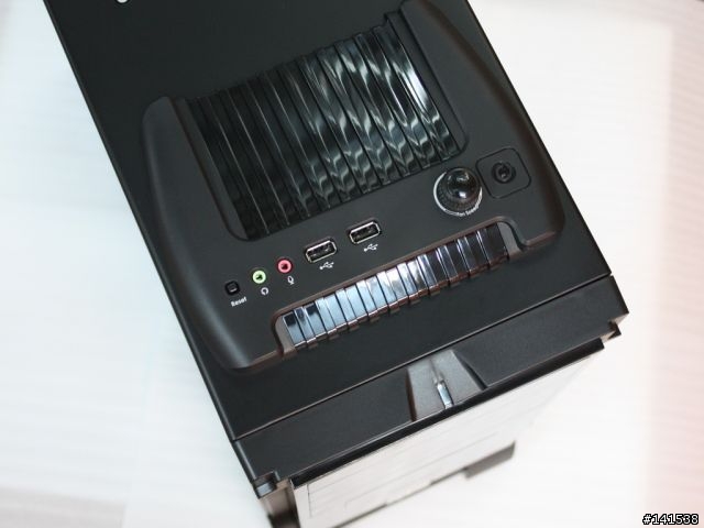 [好料]平價超值好殼－IKONIK Transform M5台灣限定版！
