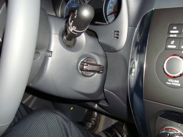 2010  SUZUKI SX4  入手開箱~~(1/29 新增內裝照片)