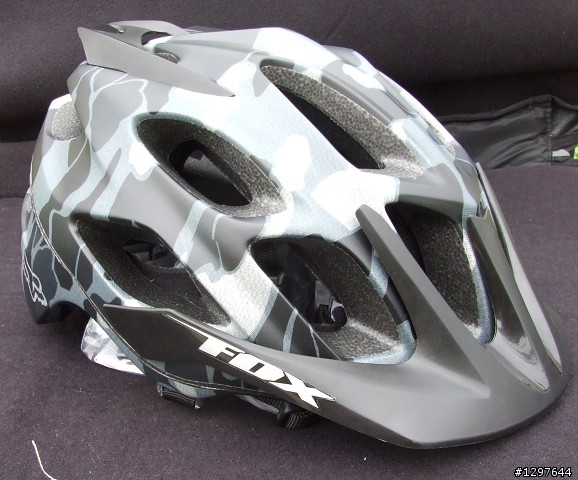狐狸系列首部曲--3隻小狐狸.....安全帽Fox Flux helmet