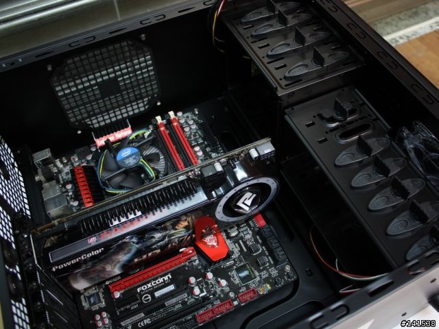 [好料]平價超值好殼－IKONIK Transform M5台灣限定版！