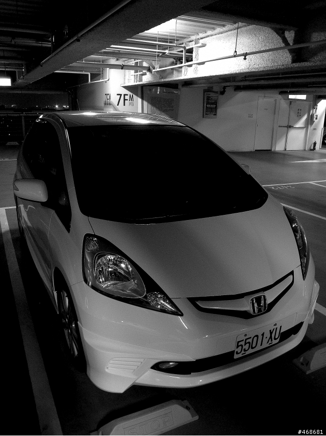 2009年的最後一天....我的 HONDA FIT VTI-S 開箱!! (補上開箱照)