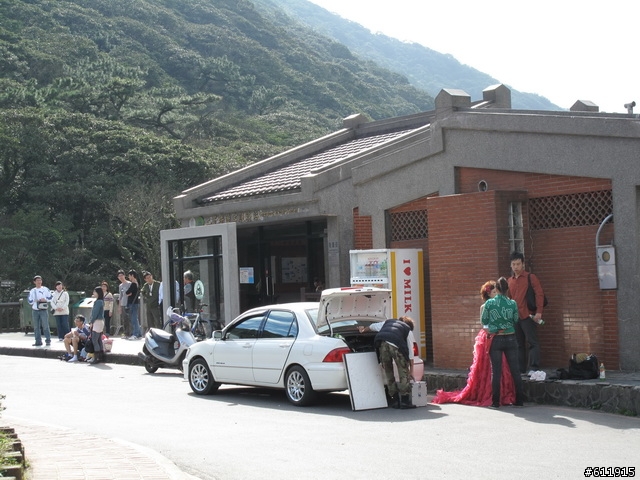 偷得半日閑轉把半日遊:竹子湖海芋~二子坪~大屯山助航台