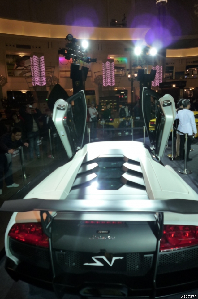 Lamborghini Reventón Roadster發表會 開箱?  (更新完)