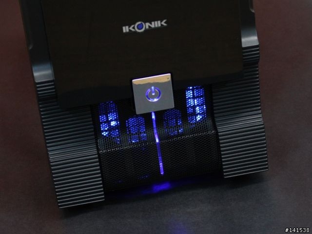 [好料]平價超值好殼－IKONIK Transform M5台灣限定版！