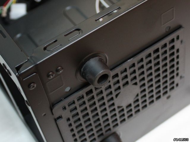 [好料]平價超值好殼－IKONIK Transform M5台灣限定版！