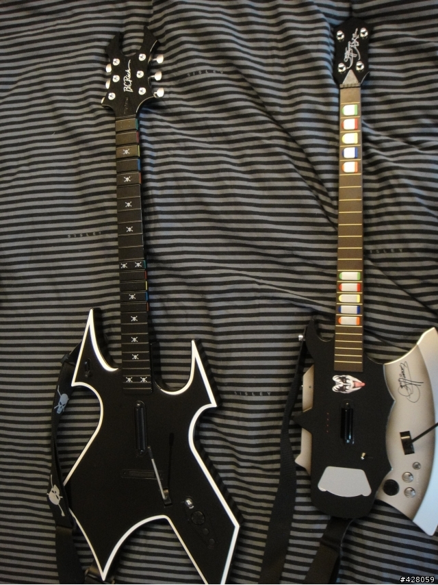 DJ Hero Renegade Edition&Rock Band