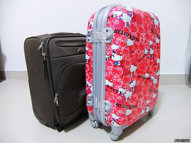 [開箱文] Eminent & Samsonite 行李箱 (1/27 新增Hello Kitty)