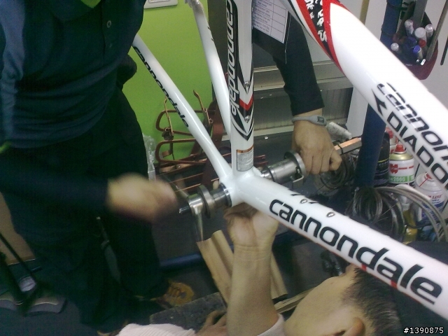 [開箱]限量版 cannondale caad9